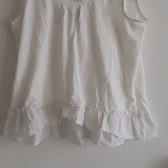 Gilly Hicks Tank Top Ruffles - Picture 5 of 7